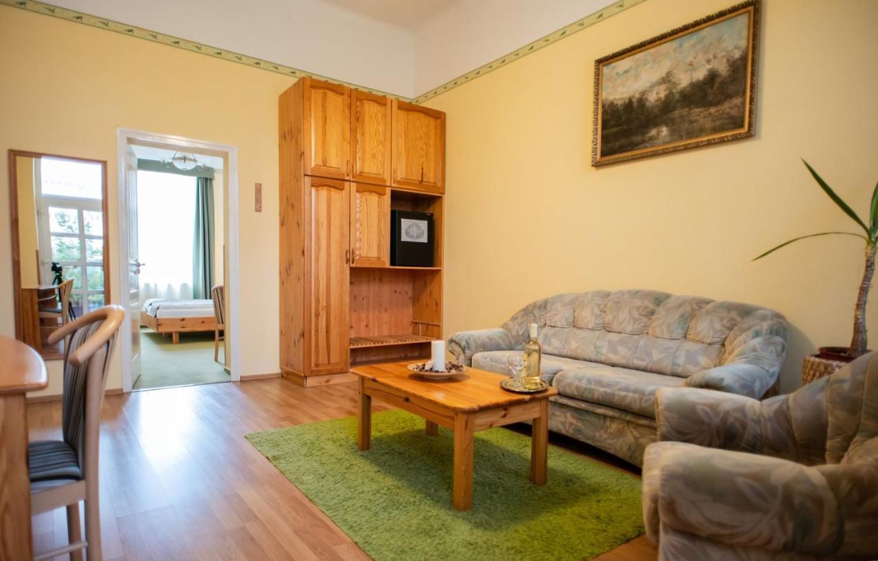 Hotel Manzard Panzio — Fotók 1